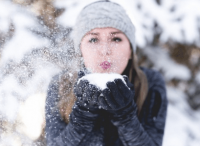 夢(mèng)見(jiàn)大雪紛飛